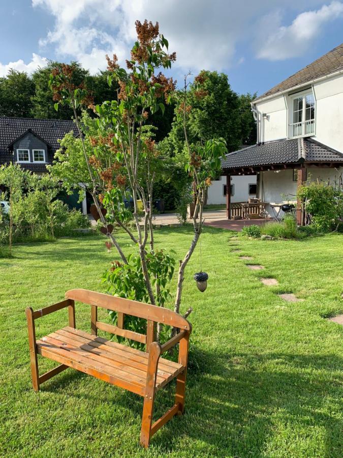 Koebelerhof - Stilvoll Eingerichtete Landwohnung Kordorf Exteriör bild